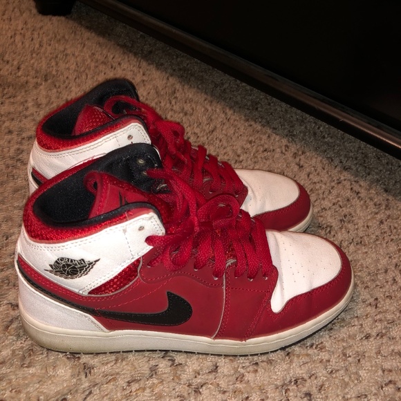 jordans 1s red